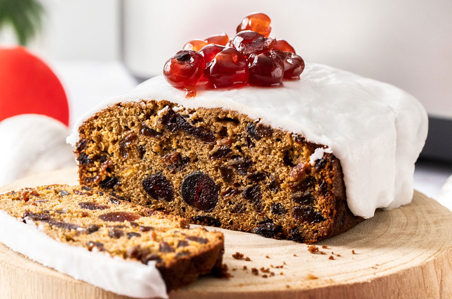 christmas cake: easy to follow recipe for a traditional rich fruit cake