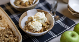 Microwave Apple Crumble